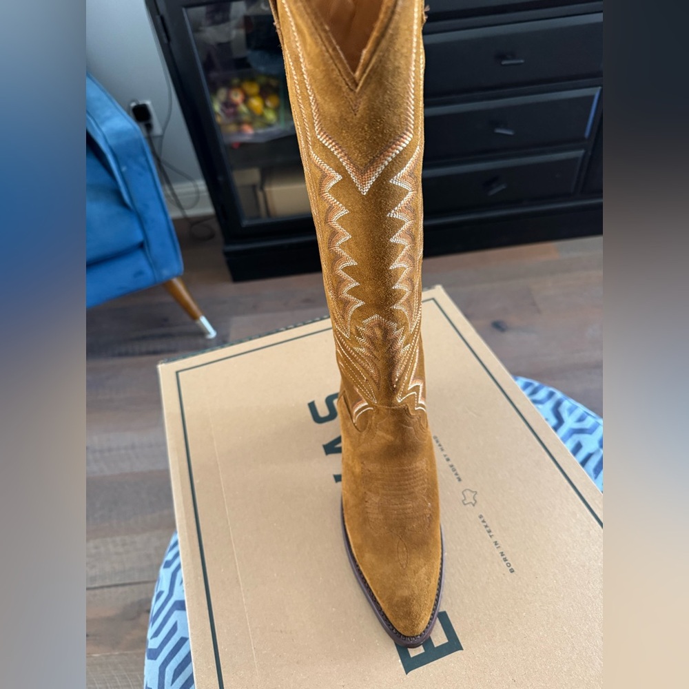 Tecovas Brown Suede Abby Heeled Boots - Picture 2 of 7